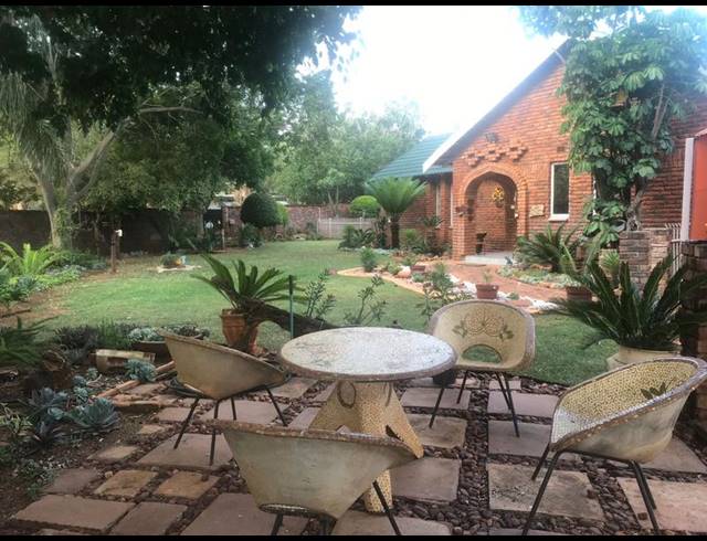 4 BEDROOM HOUSE FOR SALE IN CHROOM PARK